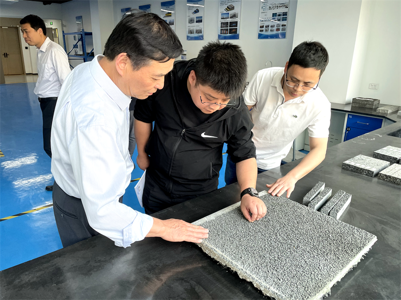 九江二桥派员前往南京多家科研校企开展调研活动