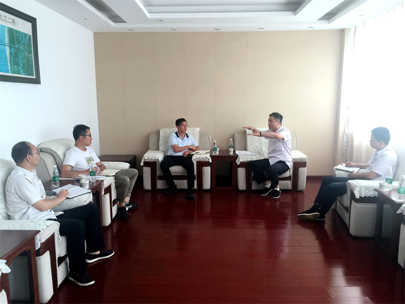 八里湖区委帮扶挂点单位前来九江二桥走访座谈